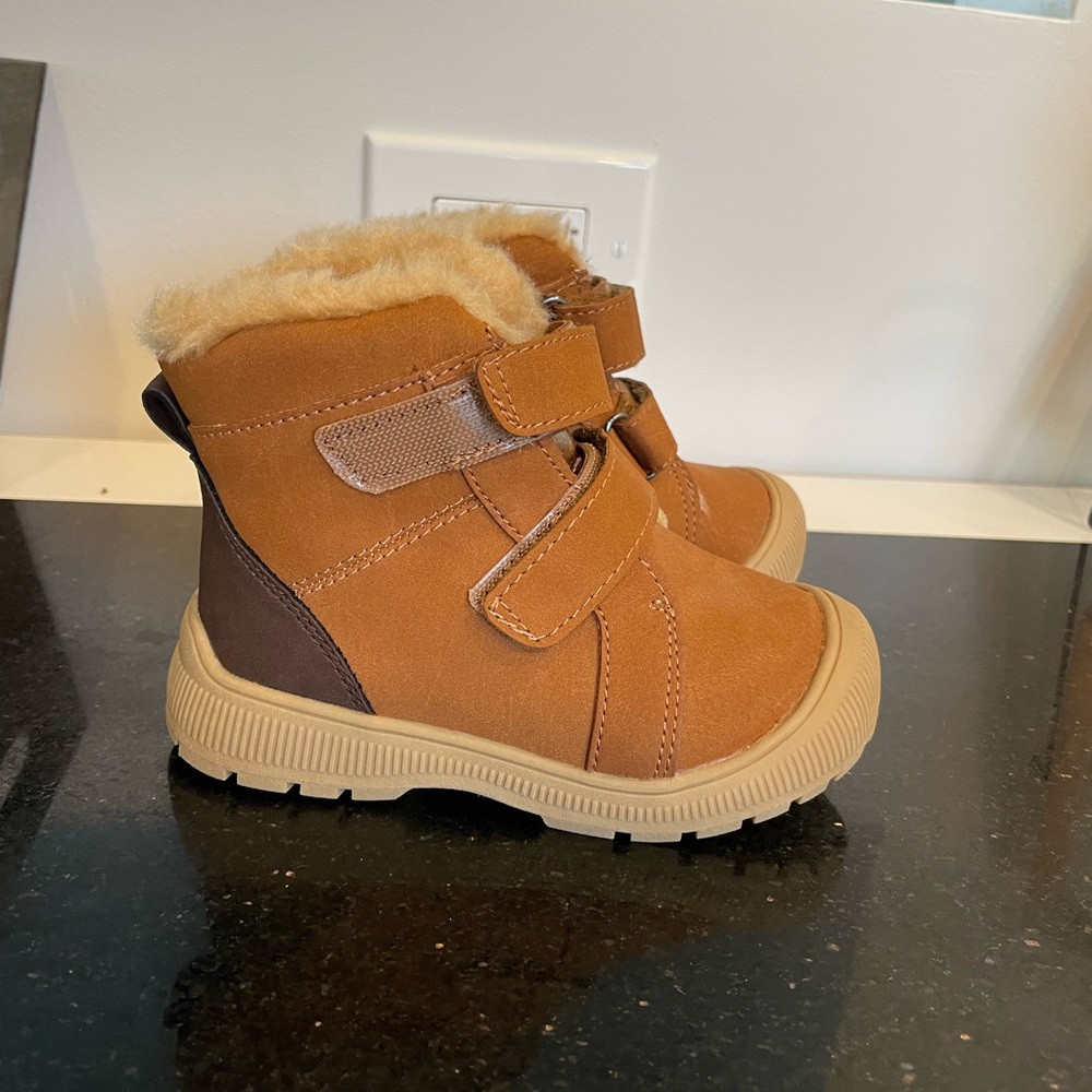 Cat & Jack Toddler Eli Slip-On Winter Boots - Cognac - Size 7